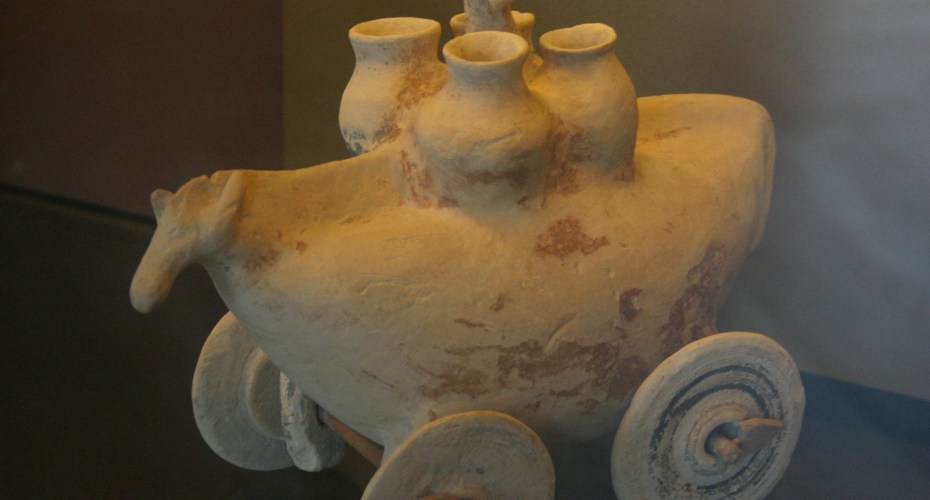 Ancient greek toys made with clay - αρχαία ελληνικά παιχνίδια